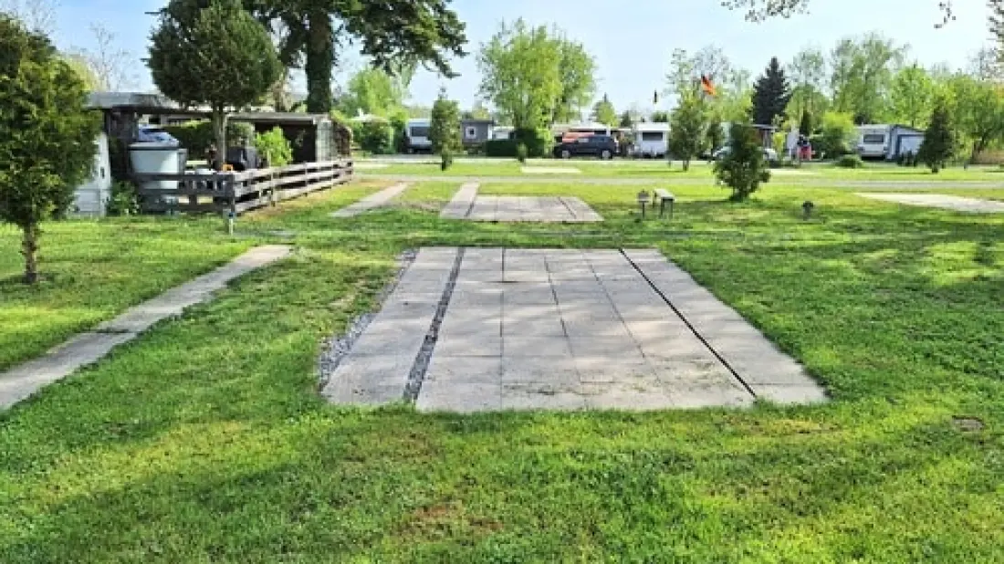 Camping am Hirschfeldsee - Sperrfechter Freizeitpark 3 Gwiazdy★★★