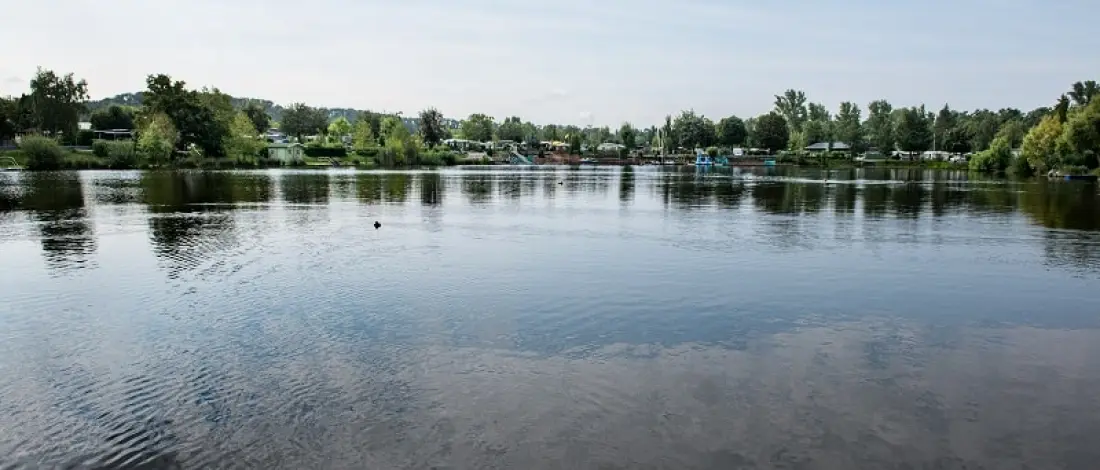 Camping am Hirschfeldsee - Sperrfechter Freizeitpark 3 Gwiazdy★★★