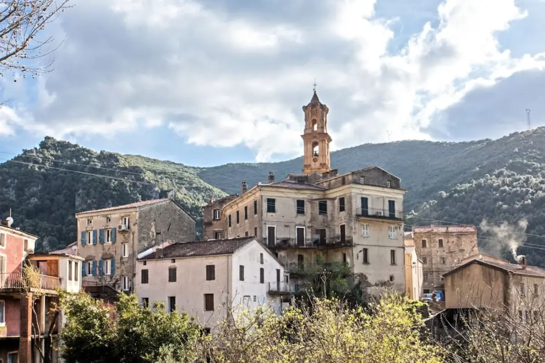 Casa Torra.