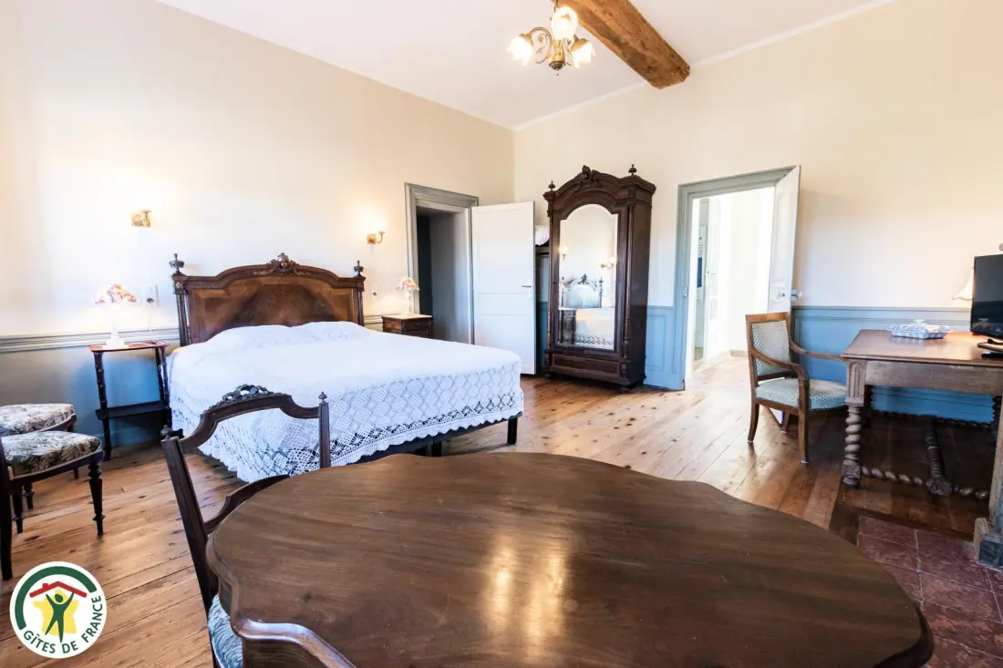 Gîte de France A kolostor 3 füle