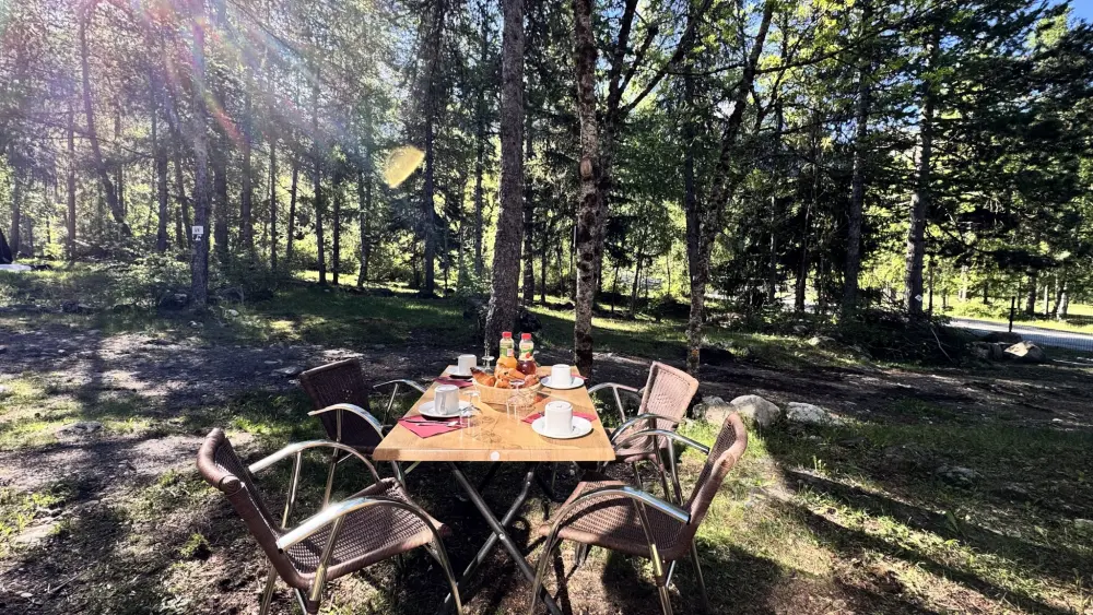 Hôtel et Camping O² Orcières Outdoor Area 3 étoiles★★★