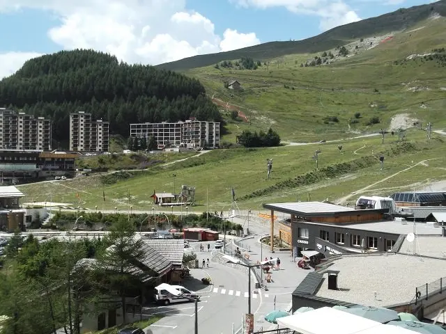 Residence Rond-point-pistes I
