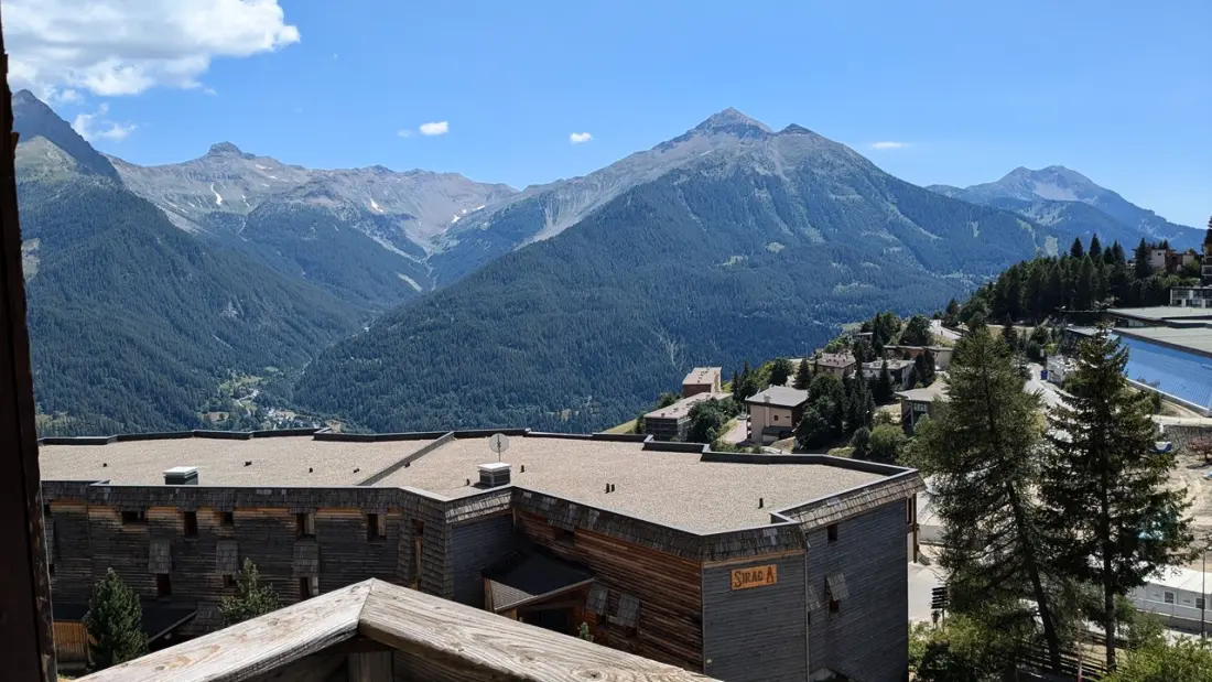 Residence Rond-point-pistes I