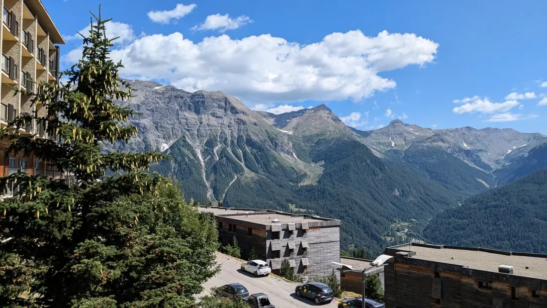Residence Rond-point-pistes I