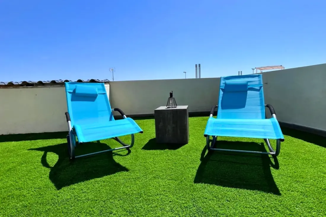 Modern apartman Medence, Terrace és Szolárium felszerelt