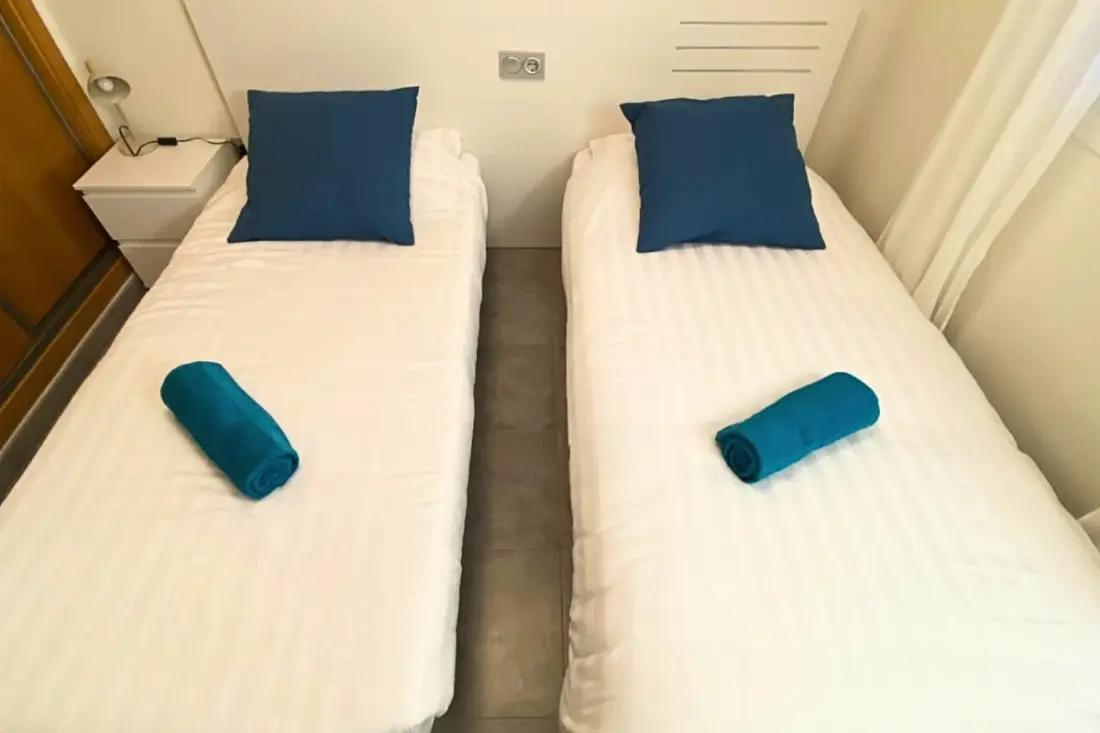 Modern apartman Medence, Terrace és Szolárium felszerelt