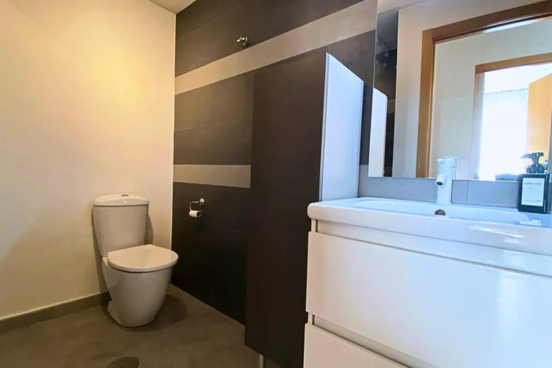 Modern apartman Medence, Terrace és Szolárium felszerelt