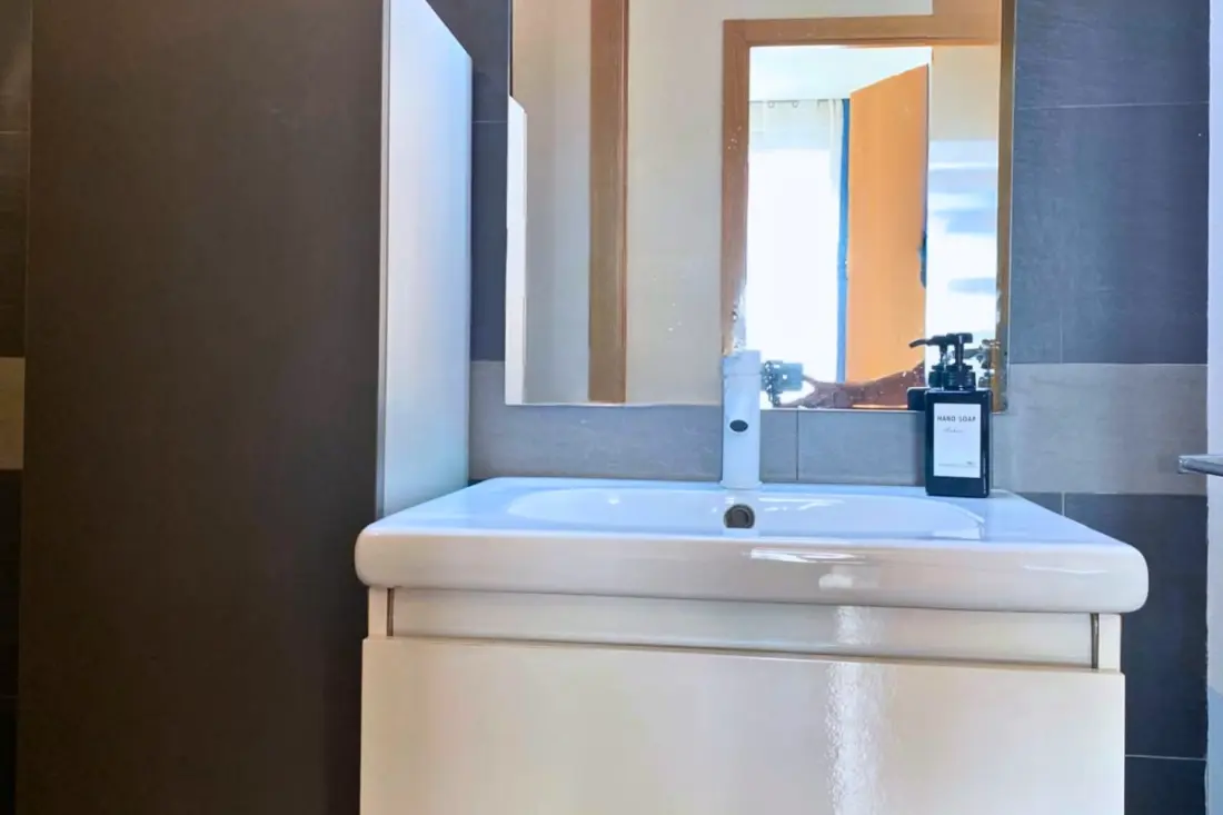 Modern apartman Medence, Terrace és Szolárium felszerelt
