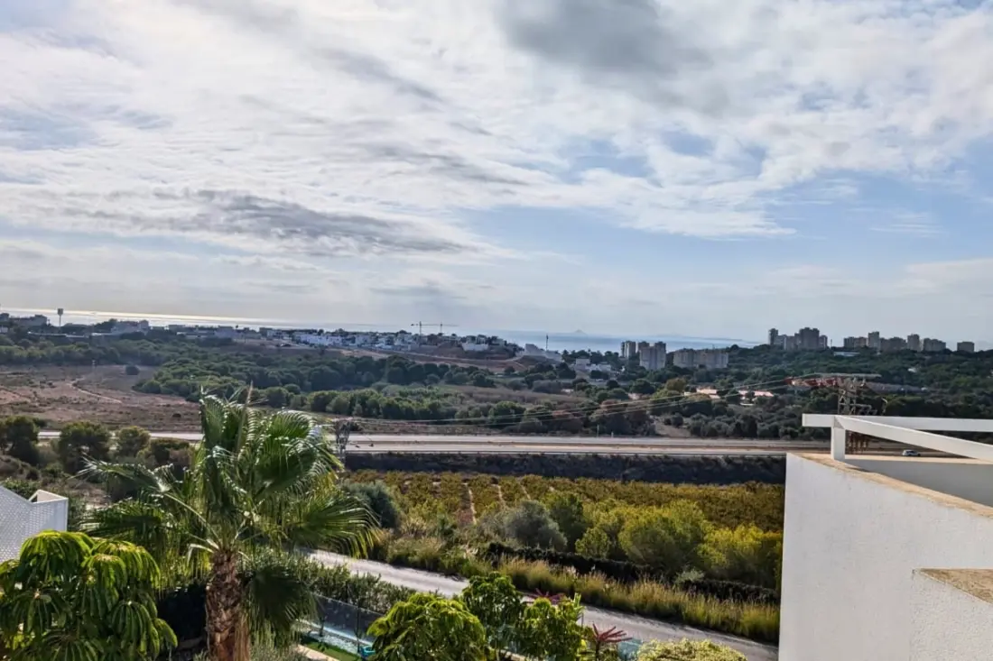 Modern apartman Medence, Terrace és Szolárium felszerelt