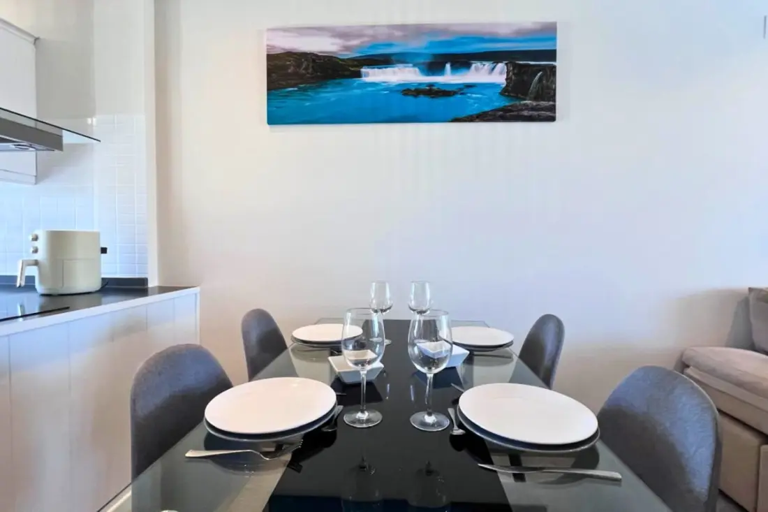 Modern apartman Medence, Terrace és Szolárium felszerelt