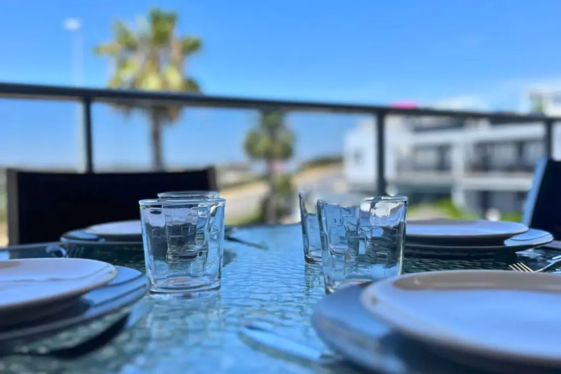 Modern apartman Medence, Terrace és Szolárium felszerelt