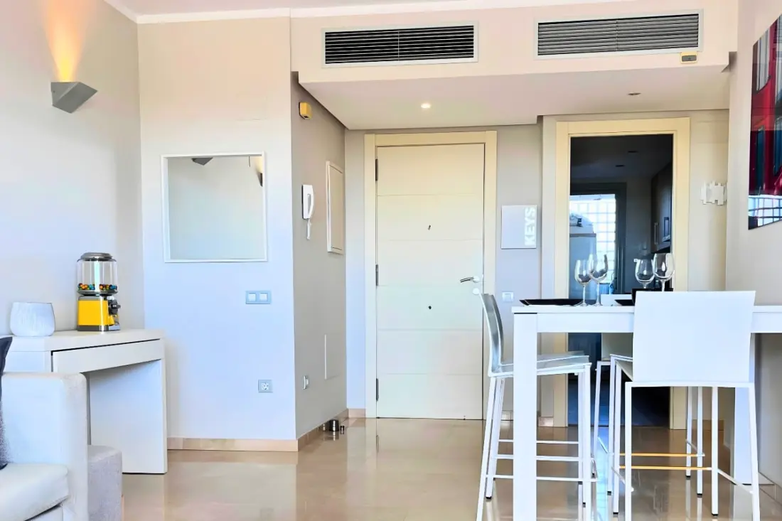 Prémium apartman Las Colinas · Golf, úszómedence és terasz