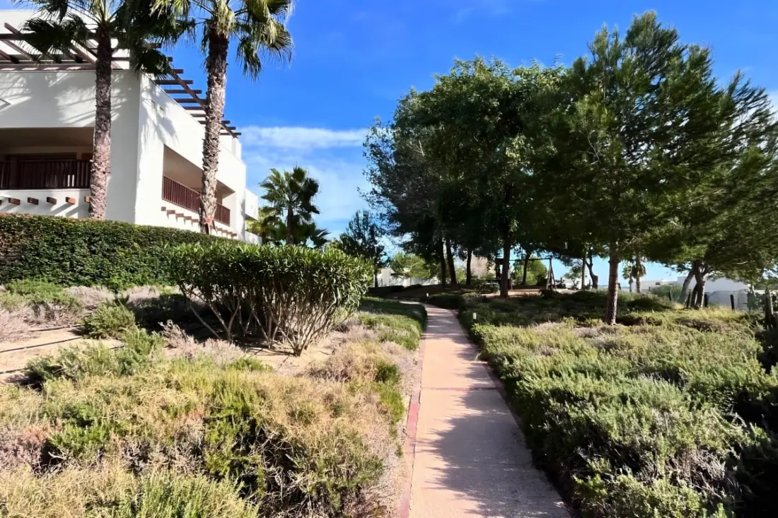 Prémium apartman Las Colinas · Golf, úszómedence és terasz