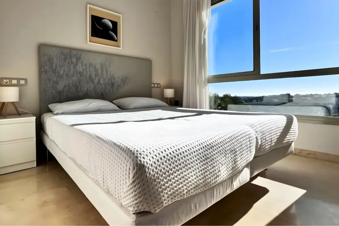 Prémium apartman Las Colinas · Golf, úszómedence és terasz