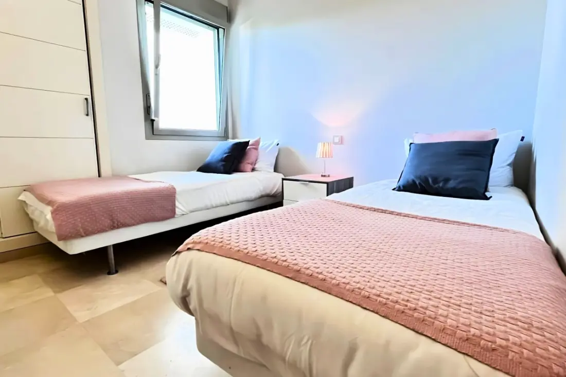 Prémium apartman Las Colinas · Golf, úszómedence és terasz