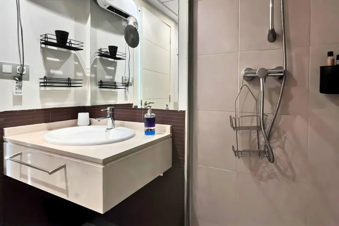 Prémium apartman Las Colinas · Golf, úszómedence és terasz