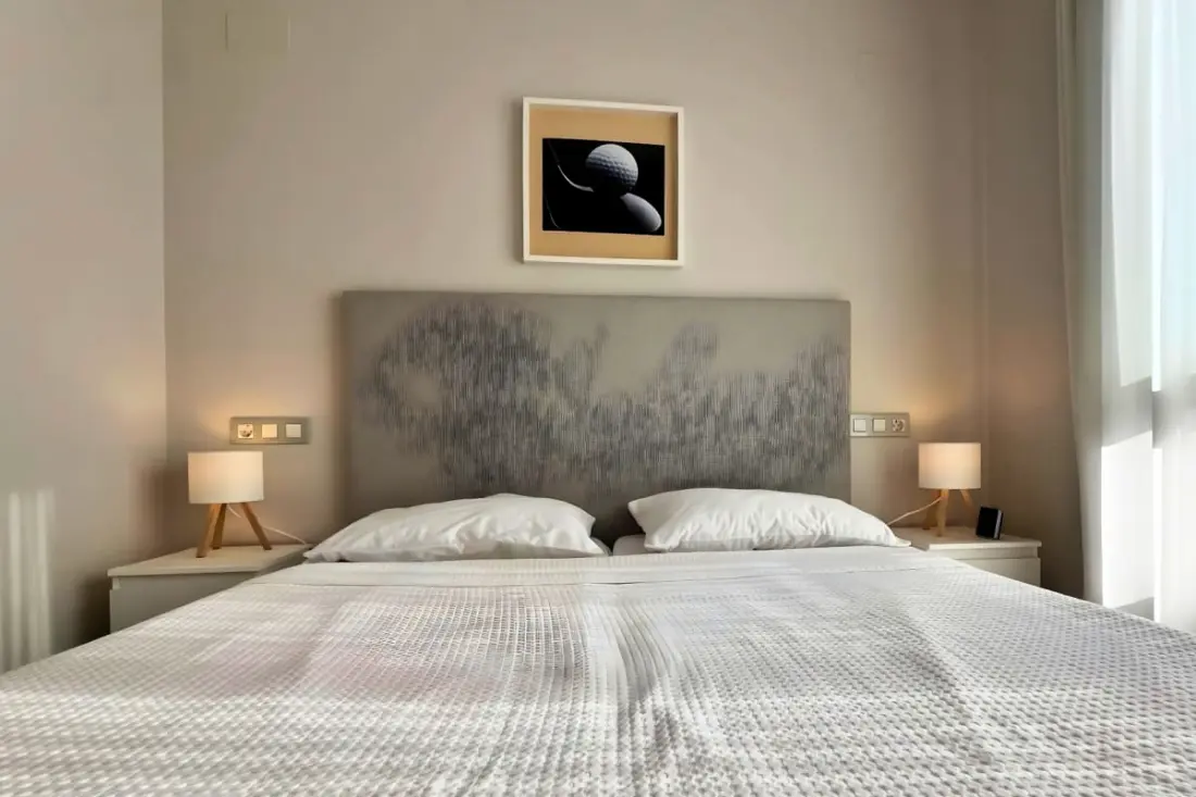Prémium apartman Las Colinas · Golf, úszómedence és terasz