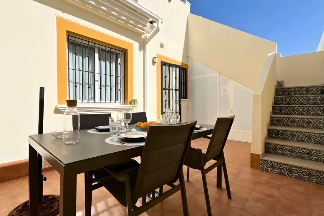 Nap, Golf és úszómedence: A Villa Ideal az ünnepekre!