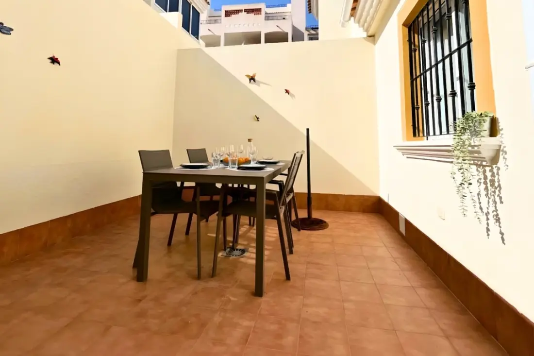 Nap, Golf és úszómedence: A Villa Ideal az ünnepekre!