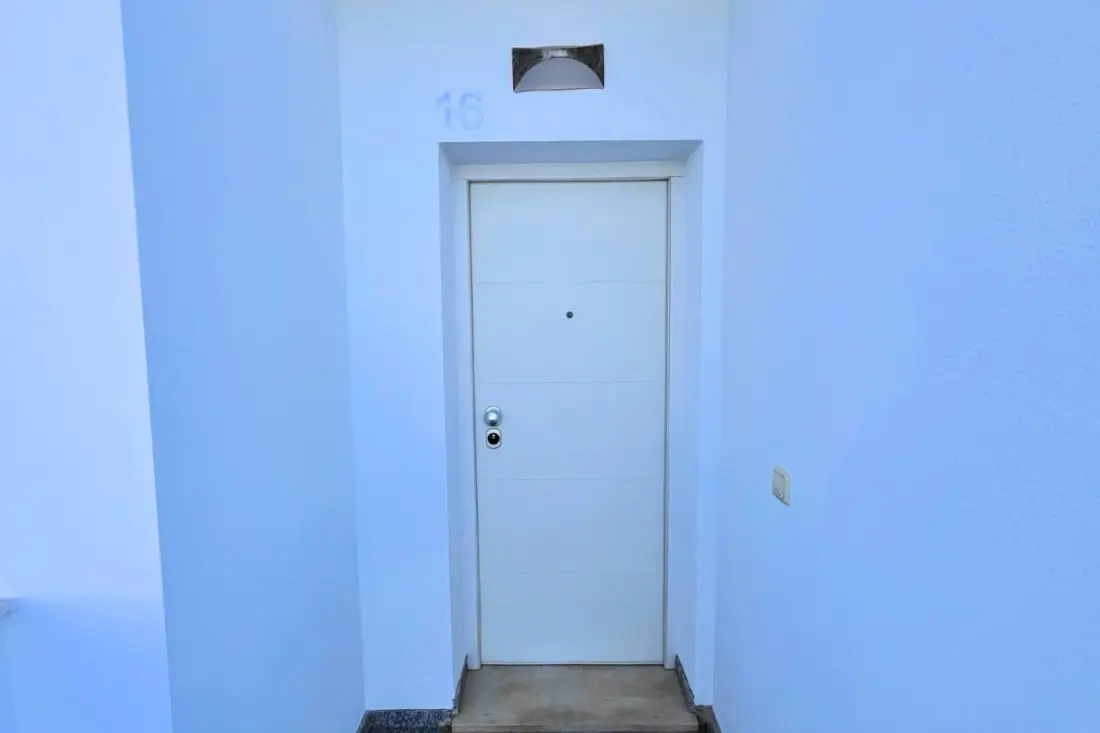 Apartman Golf Vistabella terasz és úszómedence