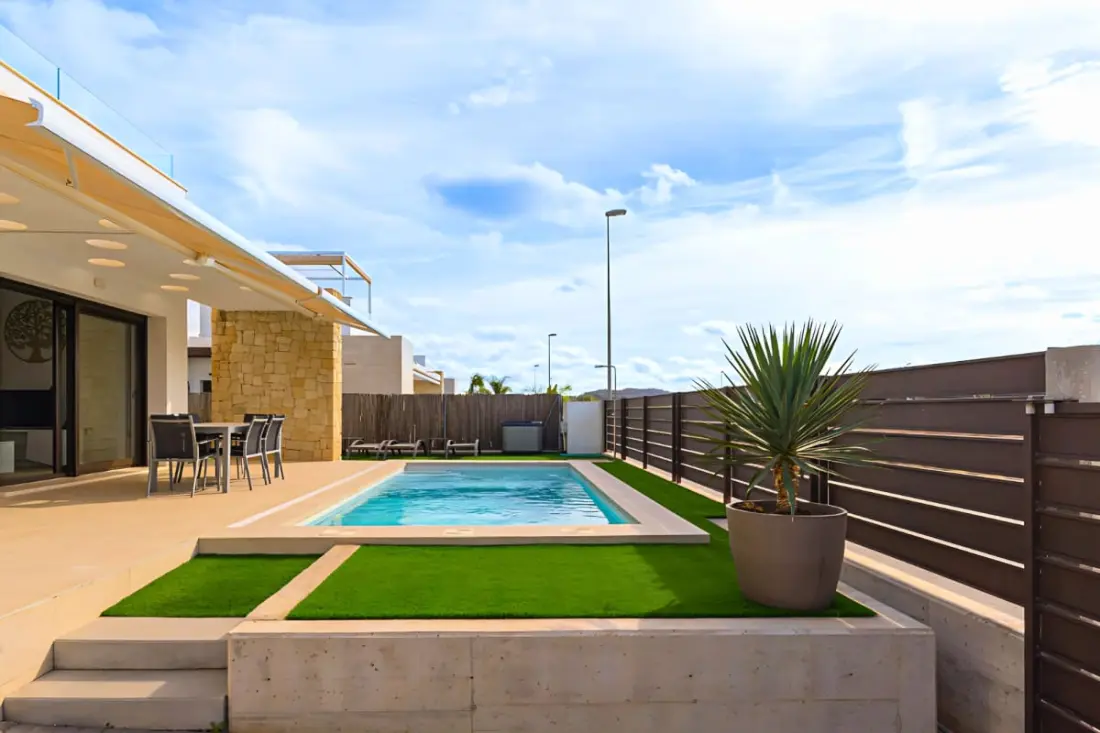 Modern Villa magán medencével a Golf Vistabella-ban