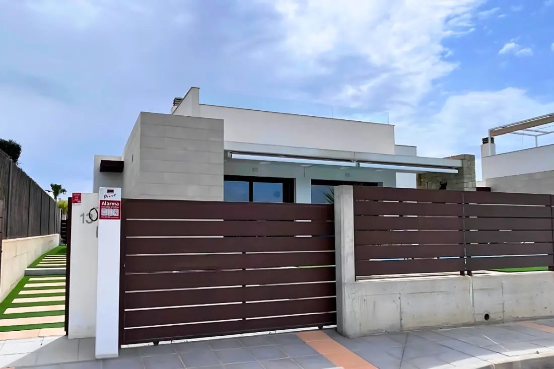 Modern Villa magán medencével a Golf Vistabella-ban