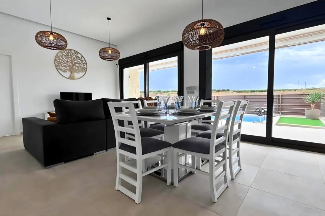 Modern Villa magán medencével a Golf Vistabella-ban
