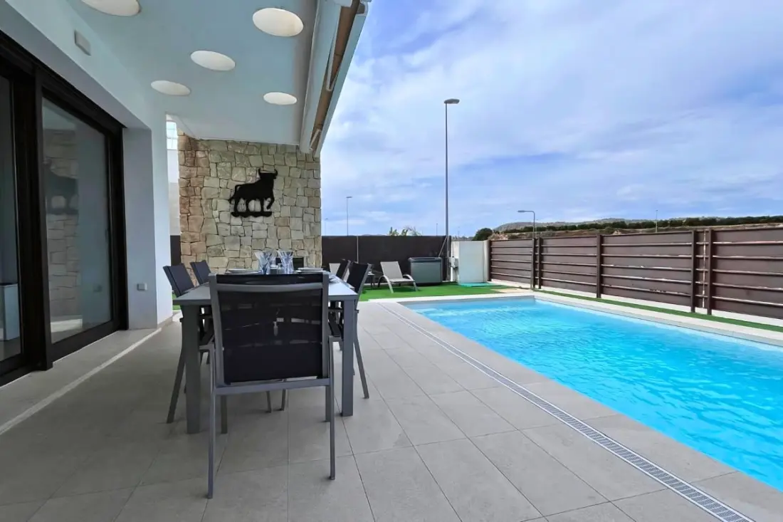 Modern Villa magán medencével a Golf Vistabella-ban