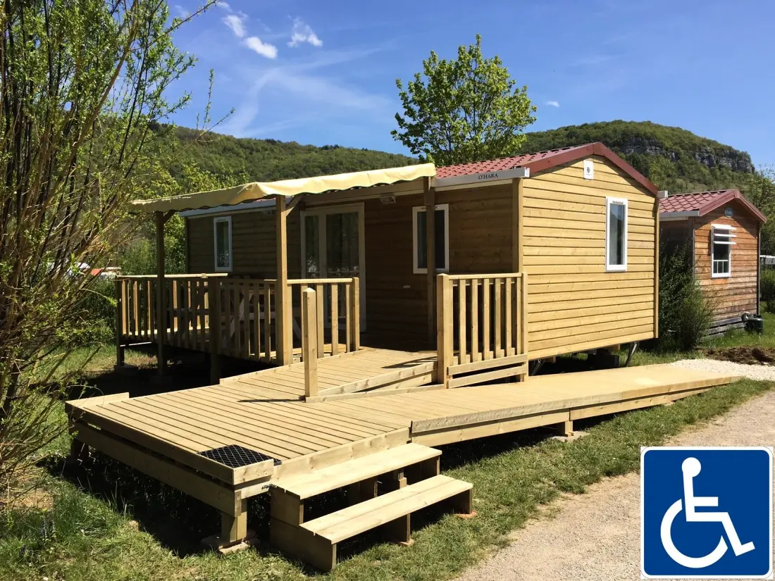 Camping Ecologique la Roche d'Ully4 Sterren★★★★