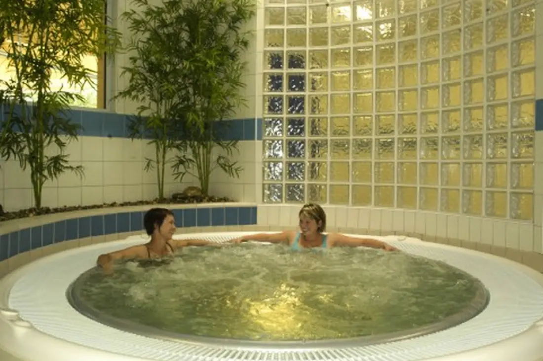 Camping Ecologique la Roche d'Ully4 Sterren★★★★