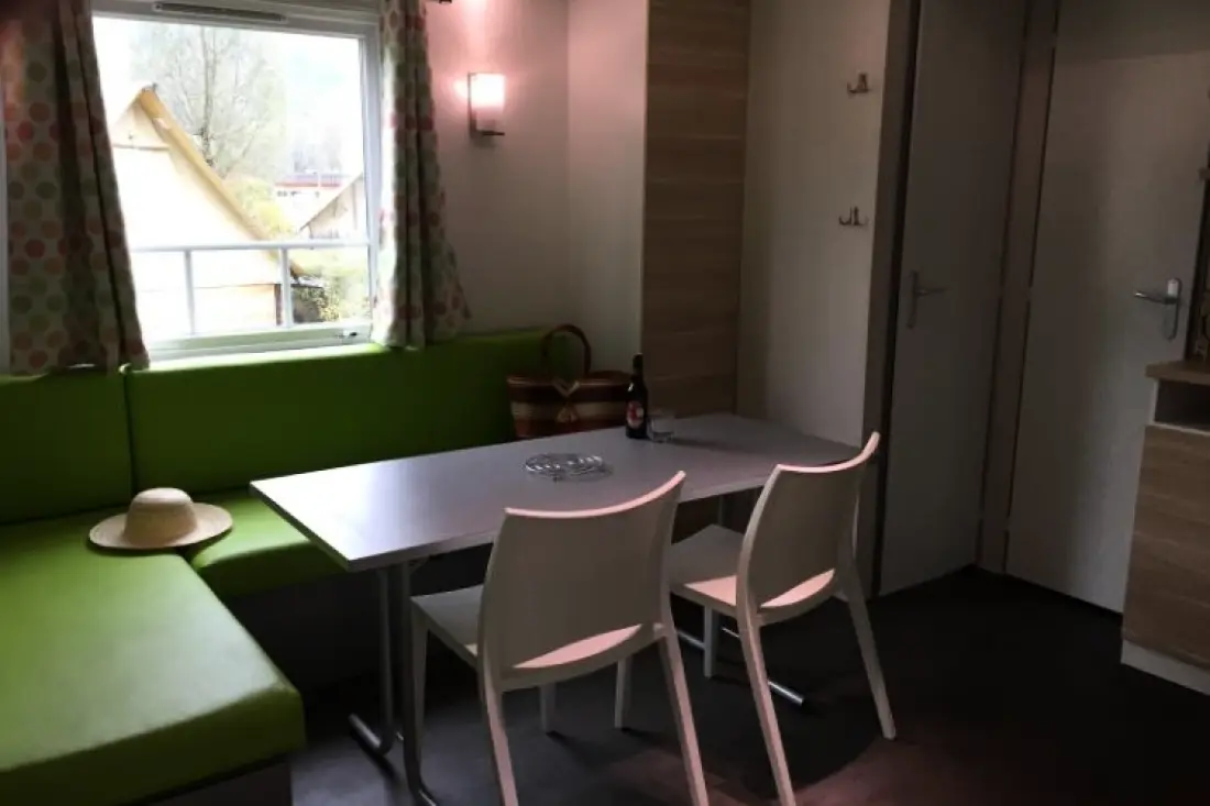 Camping Ecologique la Roche d'Ully4 Sterren★★★★