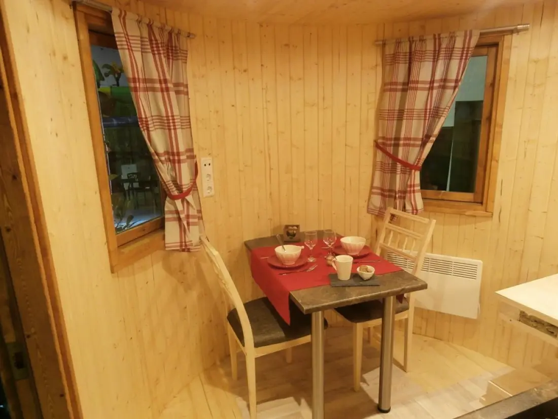 Camping Ecologique la Roche d'Ully4 Sterren★★★★