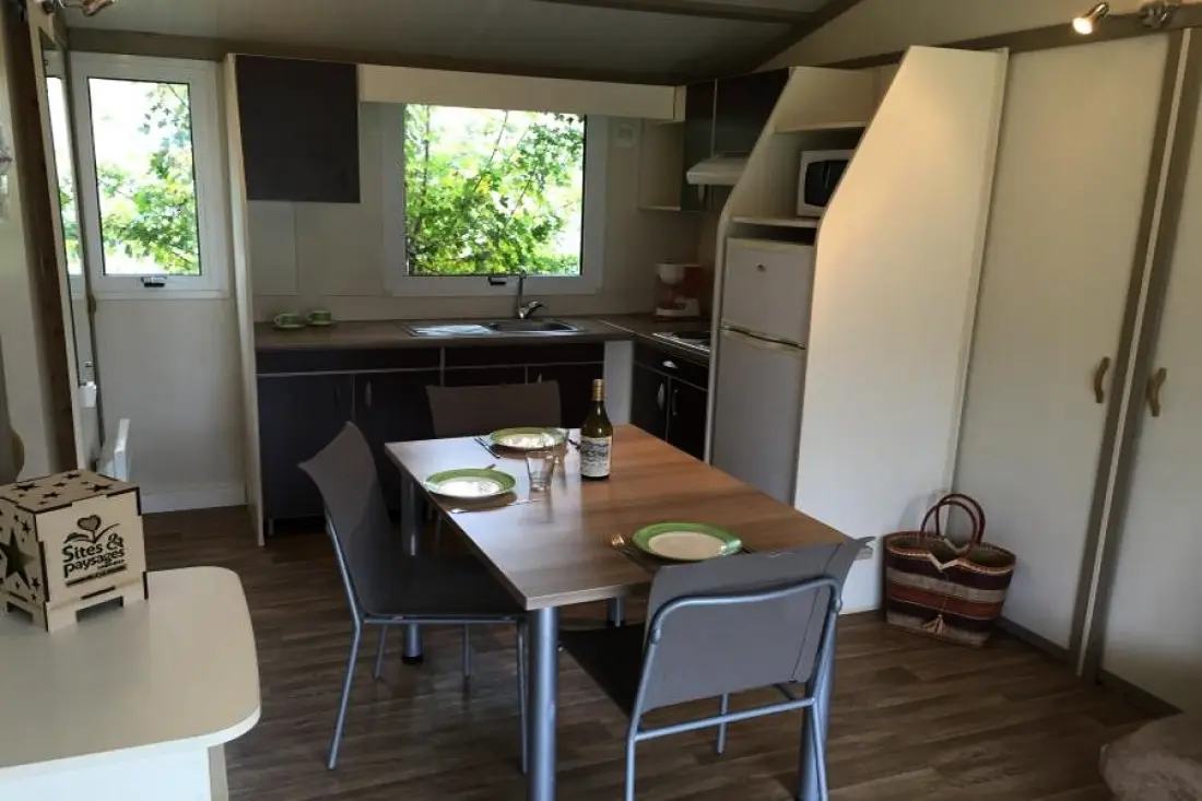Camping Ecologique la Roche d'Ully4 Sterren★★★★