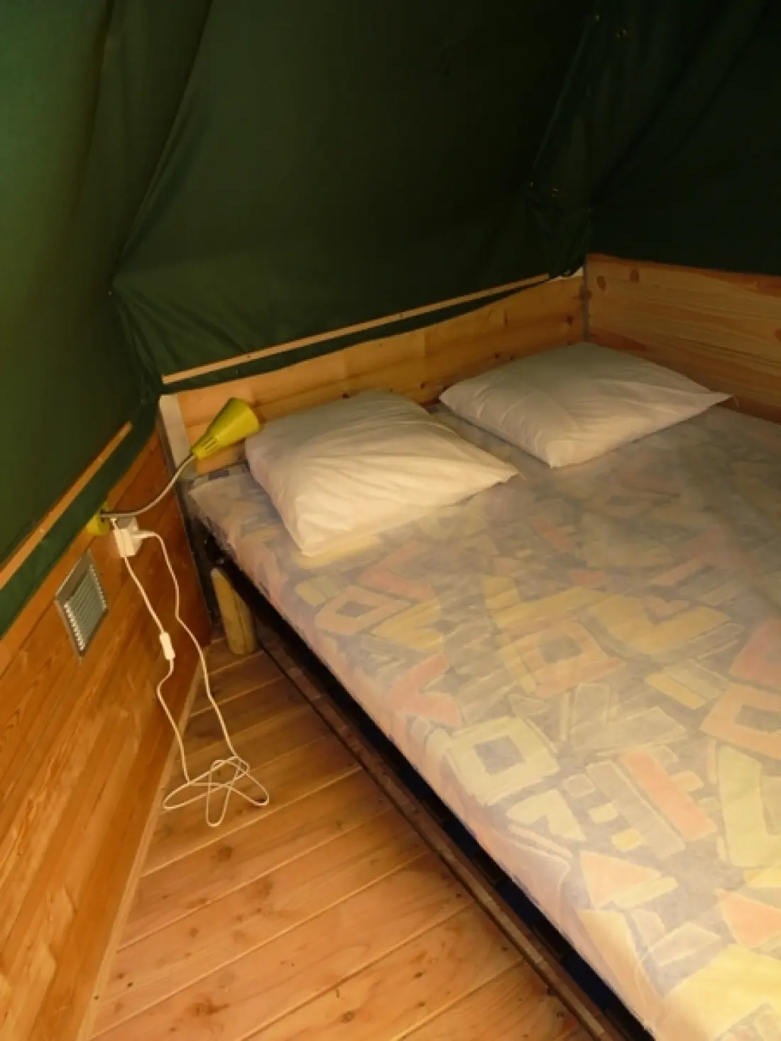 Camping Ecologique la Roche d'Ully4 Sterren★★★★