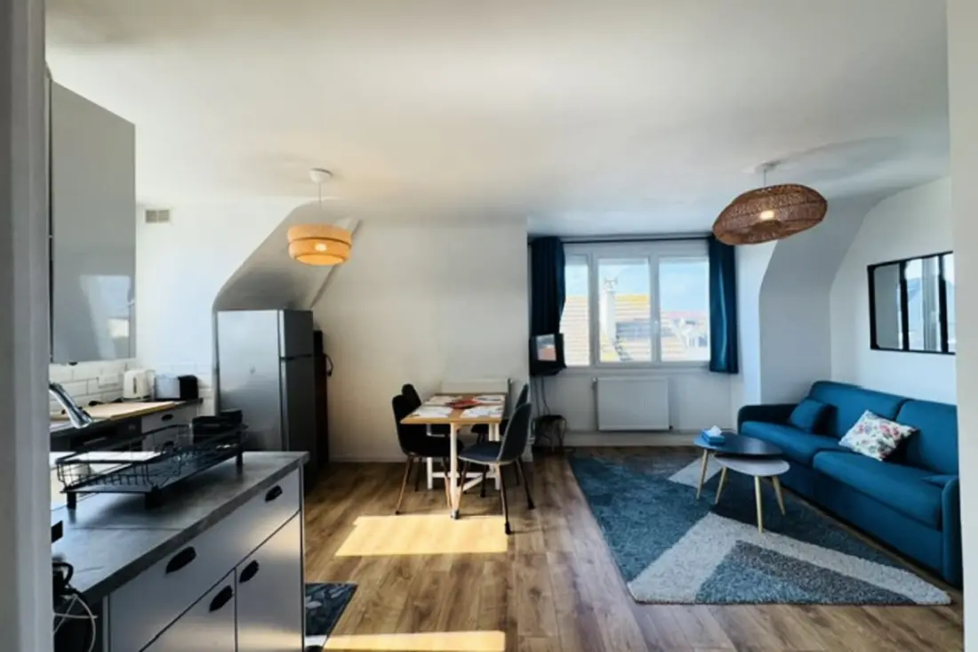 Apartman fényes közeli strand és kaszinó