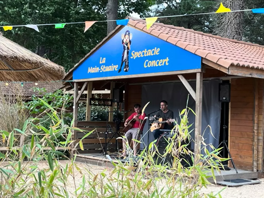 Campsite Ushuaia Wioska Estuary 3 Gwiazdy★★★ 3 Gwiazdy★★★ 3 Gwiazdy★★★