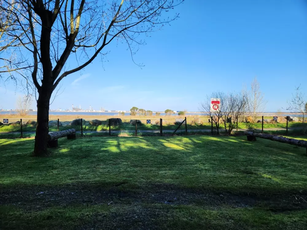 Campsite Ushuaia Wioska Estuary 3 Gwiazdy★★★ 3 Gwiazdy★★★ 3 Gwiazdy★★★