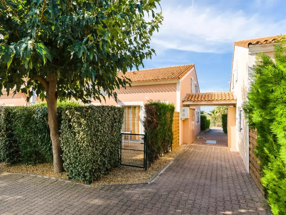 Les Résidences Lagrange Les Soleillades et Le Scarlett2 étoiles★★