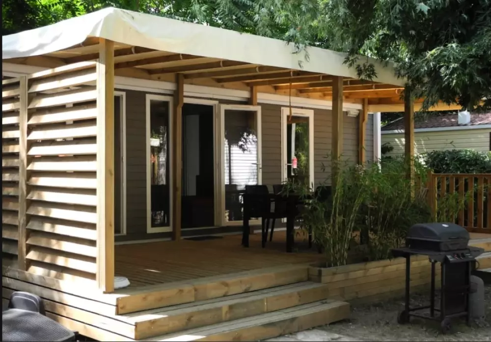 DOMAINE DE PECANY (La Noix de Pecan'y) 3 Gwiazdy★★★