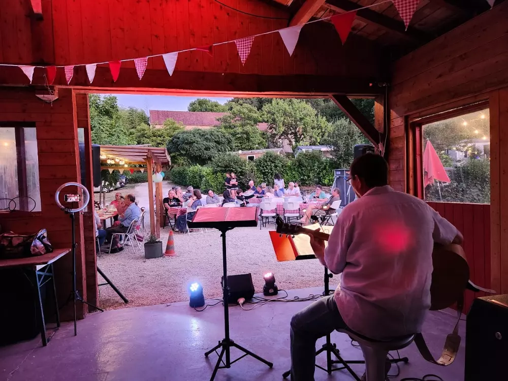 DOMAINE DE PECANY (La Noix de Pecan'y) 3 Gwiazdy★★★