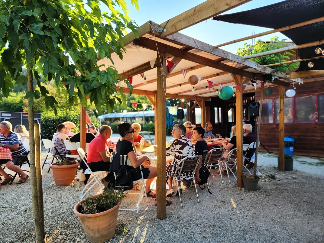 THE DOMAINE DE PECANY (La Noix de Pecan’y) 3 Stars★★★