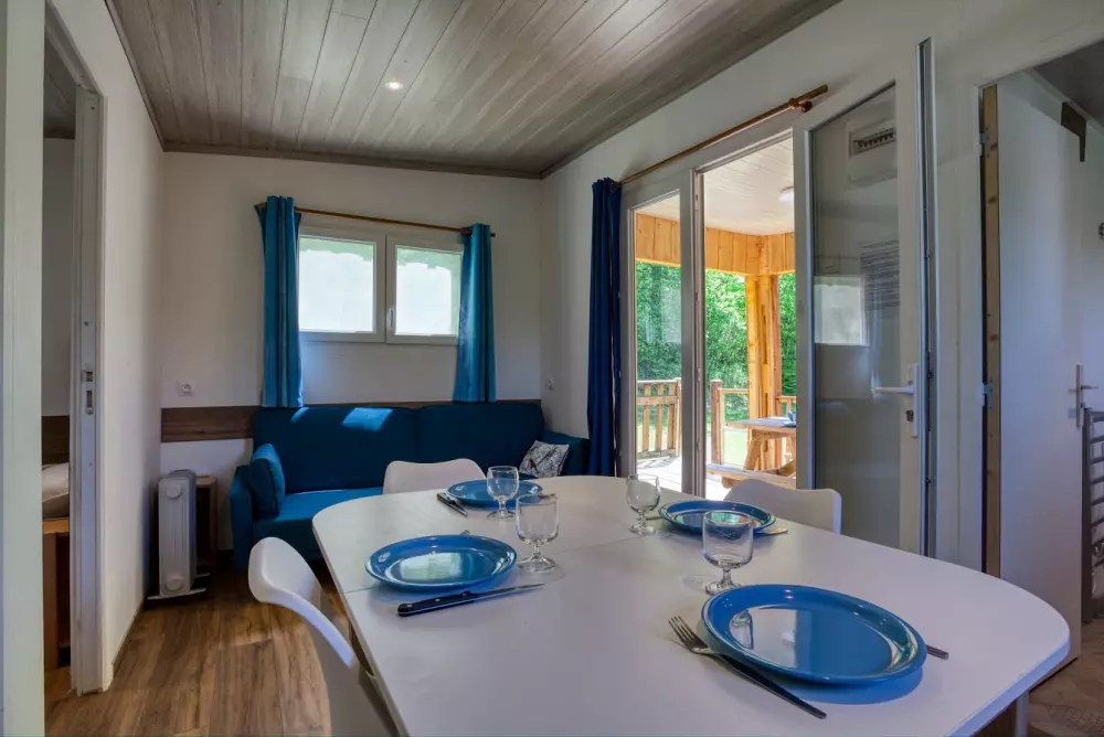 DOMAINE DE PECANY (La Noix de Pecan'y) 3 Gwiazdy★★★