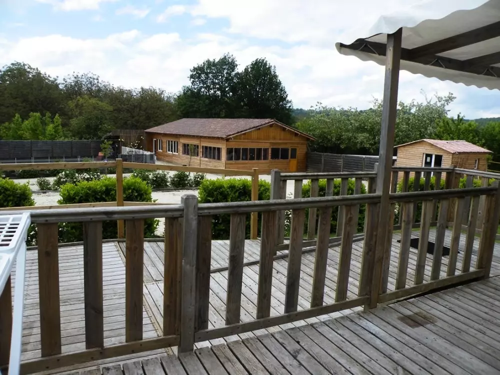 DOMAINE DE PECANY (La Noix de Pecan'y) 3 Gwiazdy★★★