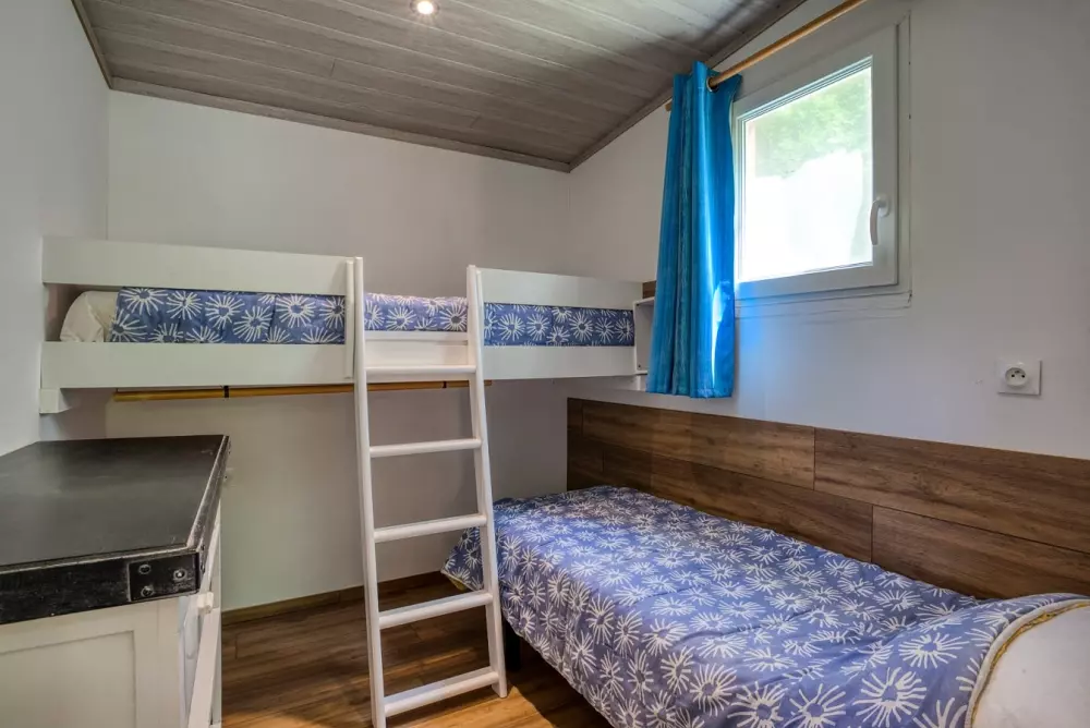 DOMAINE DE PECANY (La Noix de Pecan'y) 3 Gwiazdy★★★