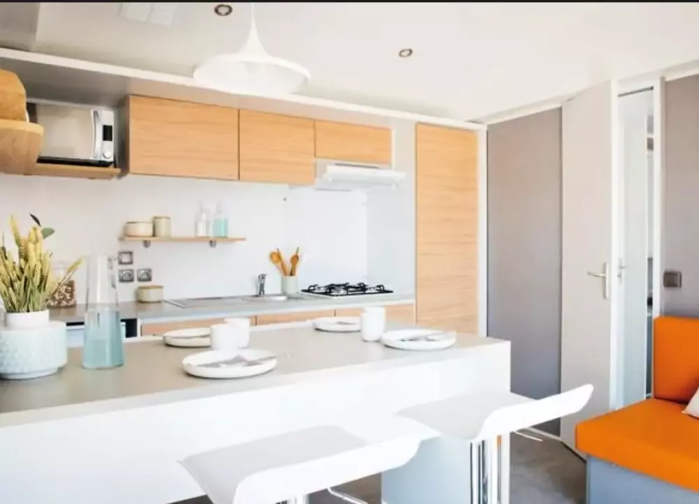 DOMAINE DE PECANY (La Noix de Pecan'y) 3 Gwiazdy★★★