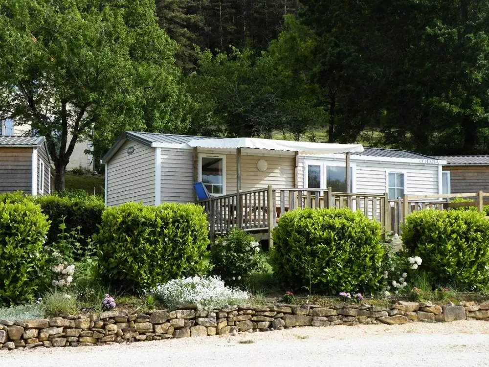 DOMAINE DE PECANY (La Noix de Pecan'y) 3 Gwiazdy★★★