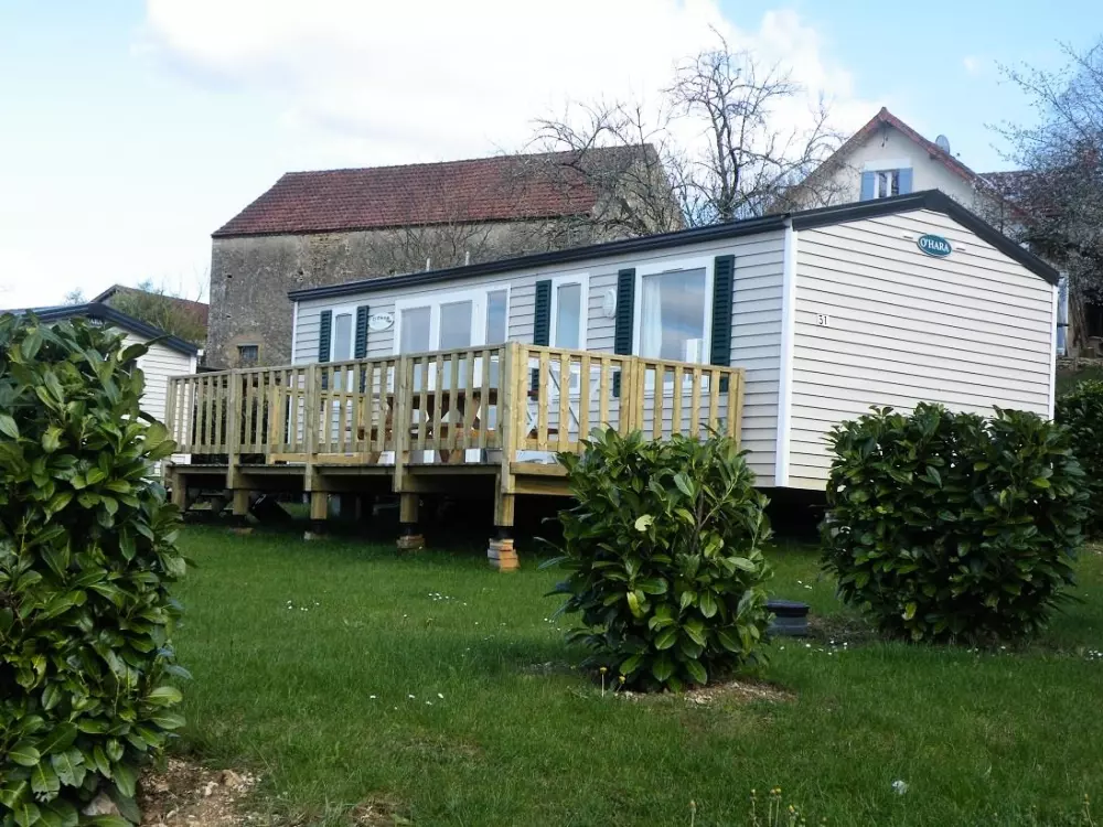 DOMAINE DE PECANY (La Noix de Pecan'y) 3 Gwiazdy★★★