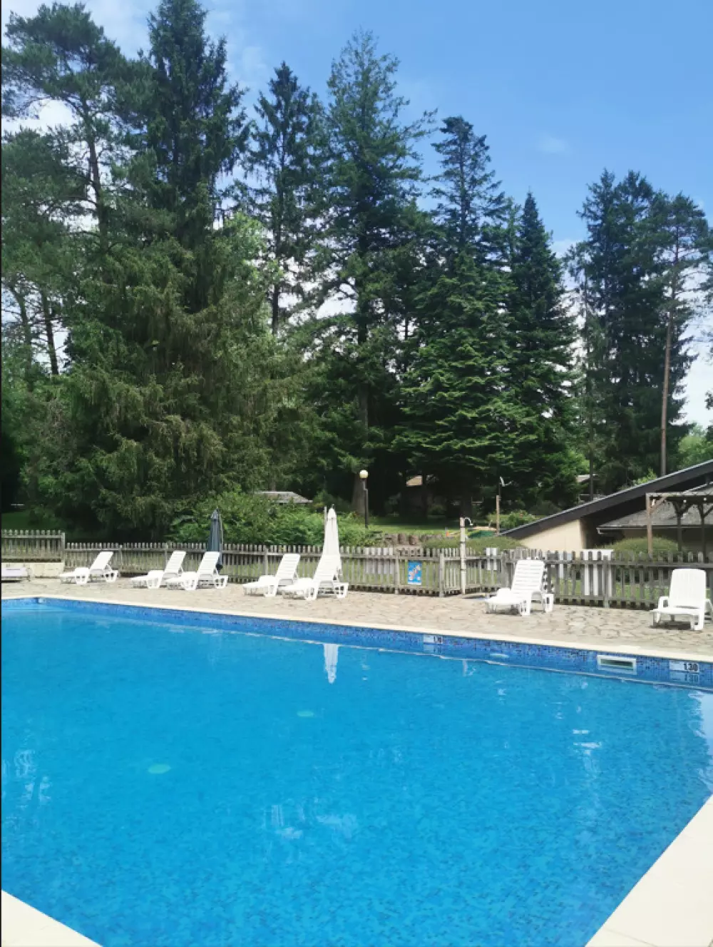 Campingplatz Les Sapins de Correze 3 Sterne★★★