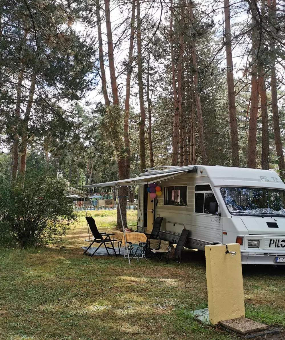 Campingplatz Les Sapins de Correze 3 Sterne★★★