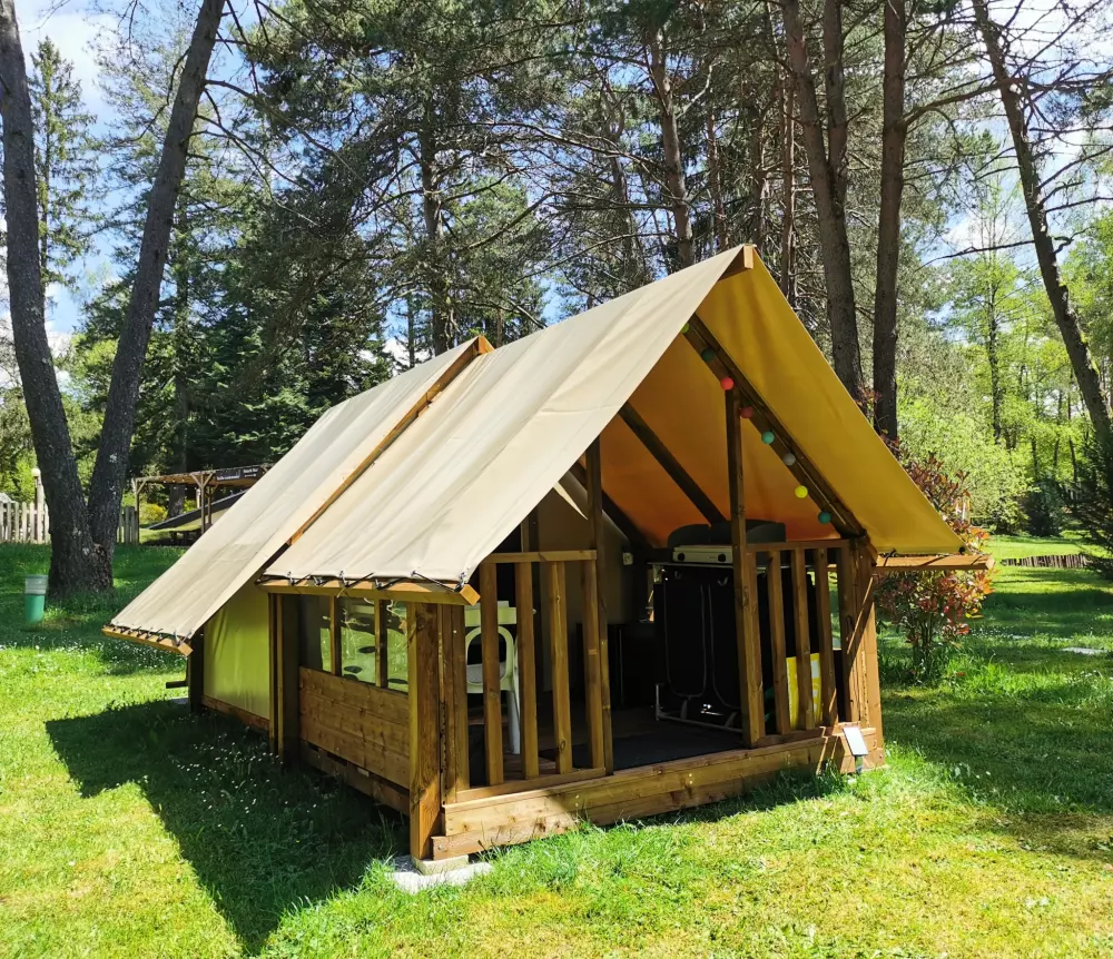 Campingplatz Les Sapins de Correze 3 Sterne★★★